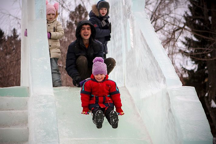 Новый год ❄, Томские новости, ледовый городок Дед Мороз Снегурочка Белое озеро отдых пятничка В пятницу в Томске откроется ледовый городок на Белом озере