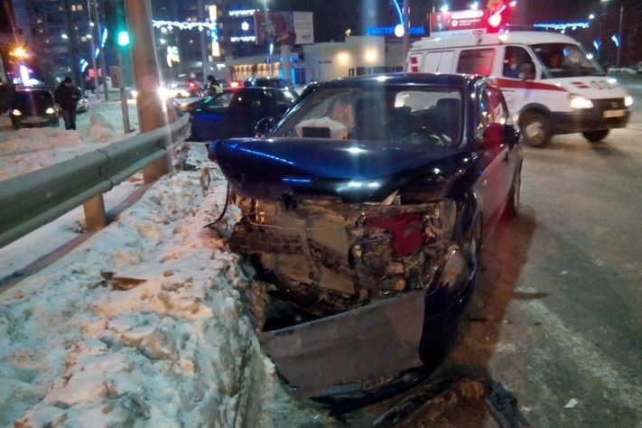 Происшествия, Томские новости, В Томске двухлетний ребенок пострадал в ДТП (ФОТО) В Томске двухлетний ребенок пострадал в ДТП (ФОТО)