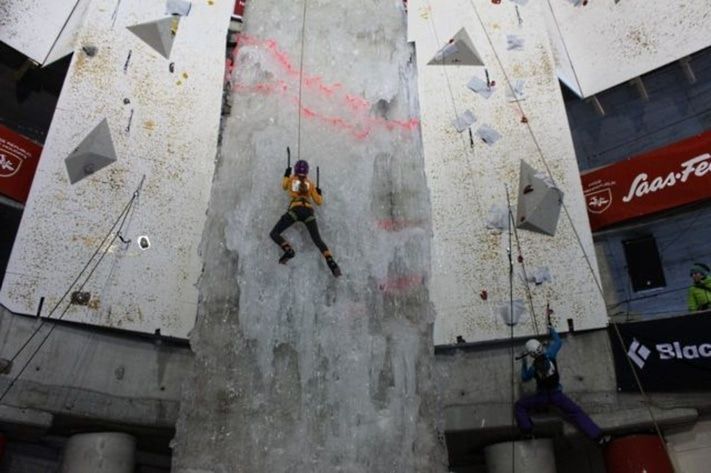 Спорт в Томске, Томские новости, Томские альпинистки завоевали медали на чемпионате мира по ледолазанию Томские альпинистки завоевали медали на чемпионате мира по ледолазанию