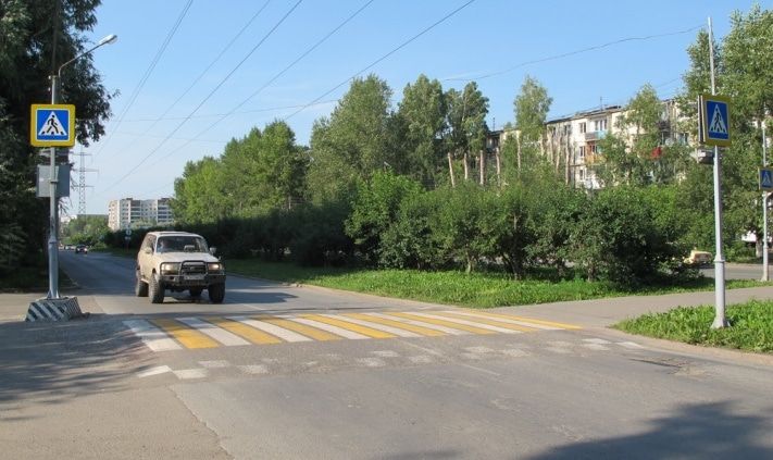 Дороги, Томские новости, Переходы у томских школ оборудуют освещением и &laquo;лежачими полицейскими&raquo; Переходы у томских школ оборудуют освещением и &laquo;лежачими полицейскими&raquo;