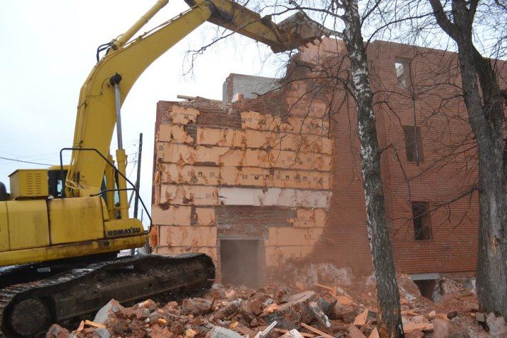 Томские новости, В Томске сносят самострой на Салтыкова-Щедрина В Томске сносят самострой на Салтыкова-Щедрина