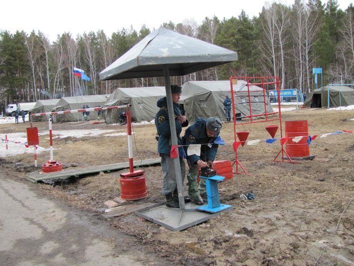 Паводок, Томские новости, Спасатели Сибирского центра МЧС разбили лагерь в Аникино (ФОТО) Спасатели Сибирского центра МЧС разбили лагерь в Аникино (ФОТО)