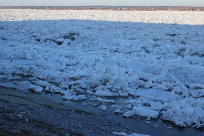Паводок, Томские новости, Томь набрала силу и сдвинула лед в черте Томска Томь набрала силу и сдвинула лед в черте Томска