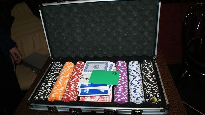 Криминал, Томские новости, В Томске закрыли подпольное казино (ФОТО) В Томске закрыли подпольное казино (ФОТО)