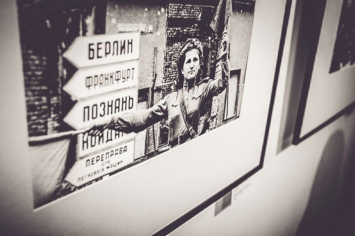 От Мурманска до Берлина.Фотовыставка Евгения Халдея проходит в Томске