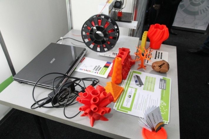 Образование и наука, Томские новости, Томские ученые научились делать нити для 3D-принтера из старого пластика Томские ученые научились делать нити для 3D-принтера из старого пластика