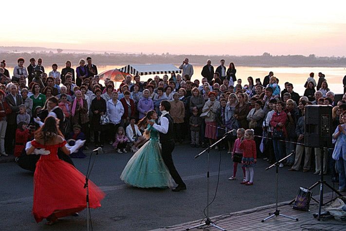 Культура в Томске, Томские новости, Сегодня в Томске открывается двенадцатый сезон &laquo;Чеховских пятниц&raquo; Сегодня в Томске открывается двенадцатый сезон &laquo;Чеховских пятниц&raquo;