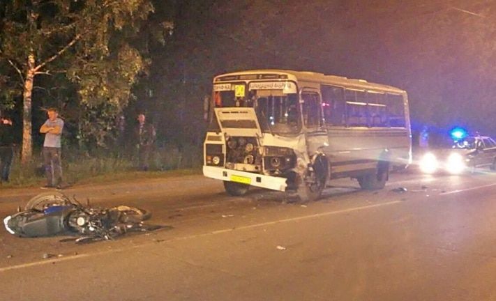 Происшествия, Томские новости, Смертельное ДТП с участием мотоцикла и маршрутки произошло в Томске Смертельное ДТП с участием мотоцикла и маршрутки произошло в Томске