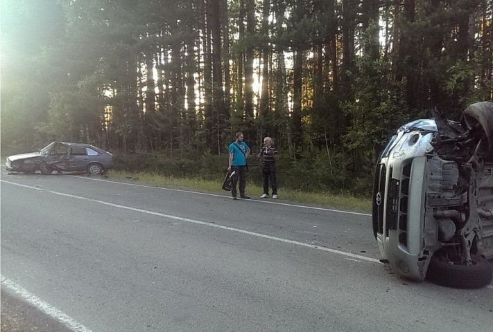 Происшествия, Томские новости, В Северске &laquo;Москвич&raquo; опрокинул иномарку В Северске &laquo;Москвич&raquo; опрокинул иномарку