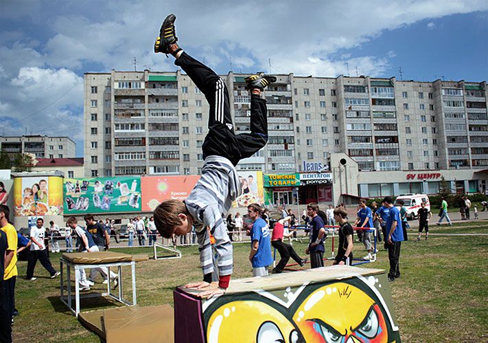 Городское благоустройство, Томские новости, На площади у &laquo;Томских товаров&raquo; появится живая изгородь и питьевые фонтанчики На площади у &laquo;Томских товаров&raquo; появится живая изгородь и питьевые фонтанчики