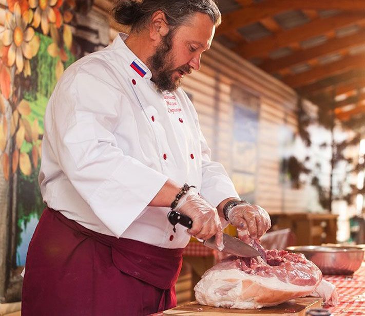 Сибагро, Томские новости, Мясо в русской кухне: мастер-класс Максима Сырникова прошел в рамках «Томского Этнофорума» Мясо в русской кухне: мастер-класс Максима Сырникова прошел в рамках «Томского Этнофорума»