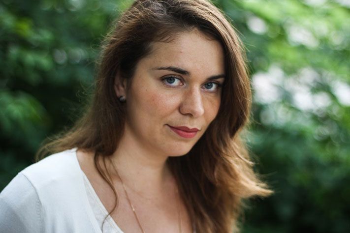 Увидеть Париж и снять кино.Томичка Елена Сурина о своем фильме «Мим без грима», Сорбонне и дедушкином памятнике Батенькову