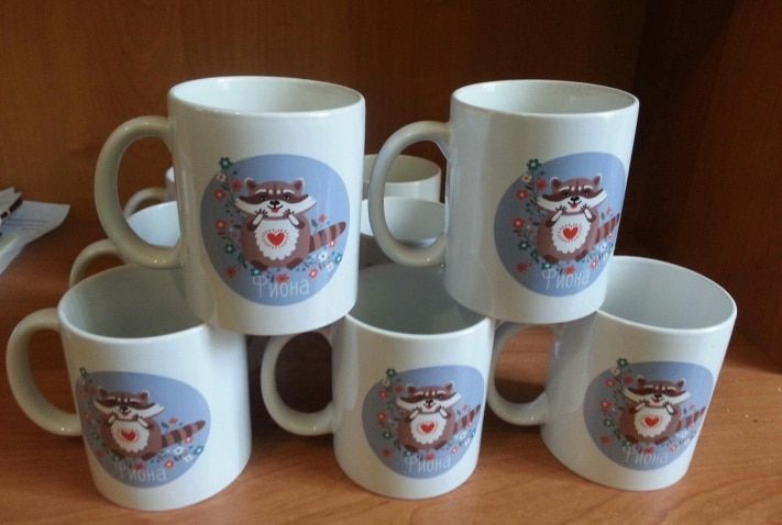 Томские новости, ТГУ выпустил кружки с изображением енотихи Фионы ТГУ выпустил кружки с изображением енотихи Фионы