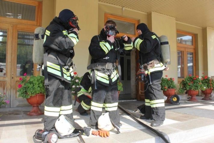 Томские новости, Крупные пожарно-тактические учения прошли в Томском кадетском корпусе (ФОТО) Крупные пожарно-тактические учения прошли в Томском кадетском корпусе (ФОТО)