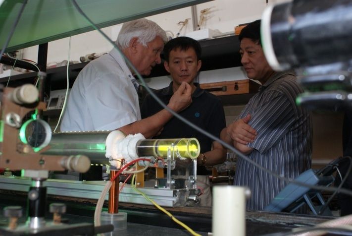 Томские новости, Томские ученые создали лазер, которым можно сверлить живую кость Томские ученые создали лазер, которым можно сверлить живую кость