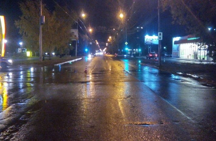 Происшествия, Томские новости, В Томске столкнулись три автомобля, один человек пострадал В Томске столкнулись три автомобля, один человек пострадал