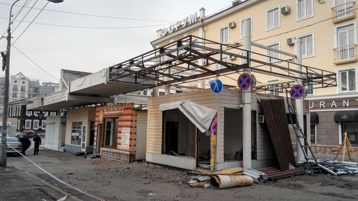 Томские новости, Торговля, В Томске сносят Плехановский рынок (ФОТО) В Томске сносят Плехановский рынок (ФОТО)