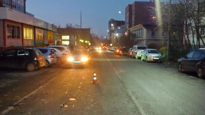 Происшествия, Томские новости, В Томске под колеса иномарки попала 7-летняя девочка В Томске под колеса иномарки попала 7-летняя девочка