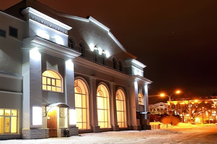 Культура в Томске, Томские новости, Томский ТЮЗ откроет сезон спектаклем по пьесе &laquo;Старший сын&raquo; Томский ТЮЗ откроет сезон спектаклем по пьесе &laquo;Старший сын&raquo;