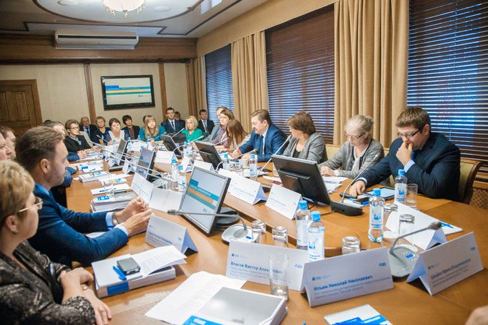 Родные города &laquo;Газпром нефти&raquo;.В Томской области обсудили итоги деятельности компании и её влияние на развитие региона