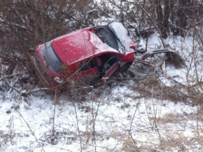 Происшествия, Томские новости, На трассе под Томском иномарка вылетела в кювет и опрокинулась, один человек пострадал (ФОТО) На трассе под Томском иномарка вылетела в кювет и опрокинулась, один человек пострадал (ФОТО)