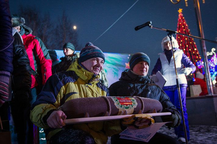Сибагро, Томские новости, &laquo;Подруга дней моих суровых&raquo; помогла выиграть метровую колбасу &laquo;Подруга дней моих суровых&raquo; помогла выиграть метровую колбасу