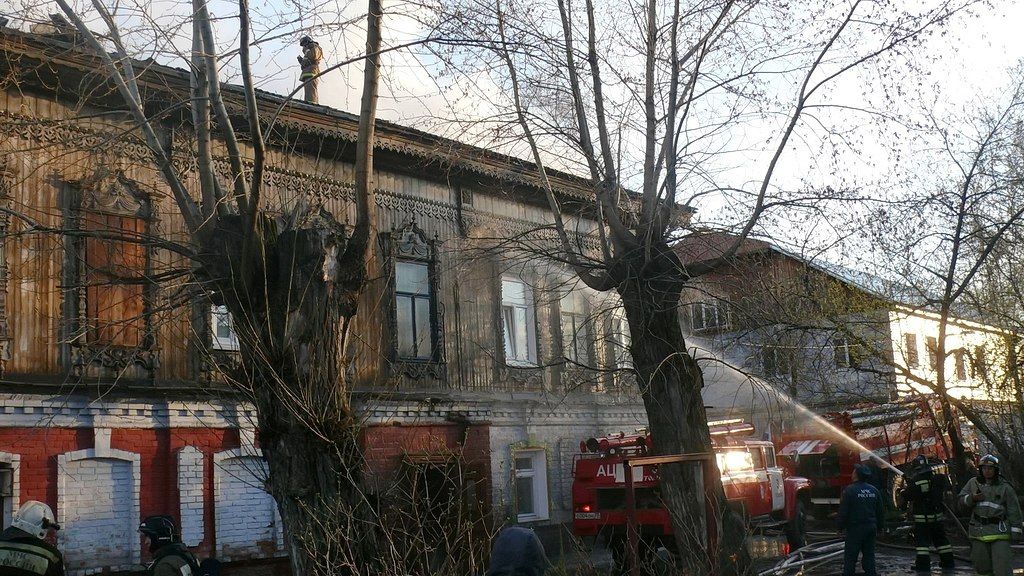 Томские новости, Один из домов Татарской слободы пострадал от пожара Один из домов Татарской слободы пострадал от пожара