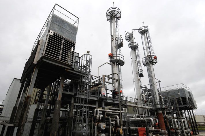 Томские новости, Томскнефть ВНК, Стрежевской НПЗ в 2015 году увеличил объёмы переработки и выпуска продукции Стрежевской НПЗ в 2015 году увеличил объёмы переработки и выпуска продукции