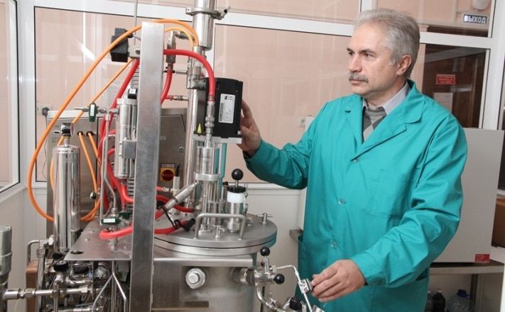 Образование и наука, Томские новости, Томские ученые придумали, как убивать вирусы, бактерии и грибки с помощью серебра Томские ученые придумали, как убивать вирусы, бактерии и грибки с помощью серебра