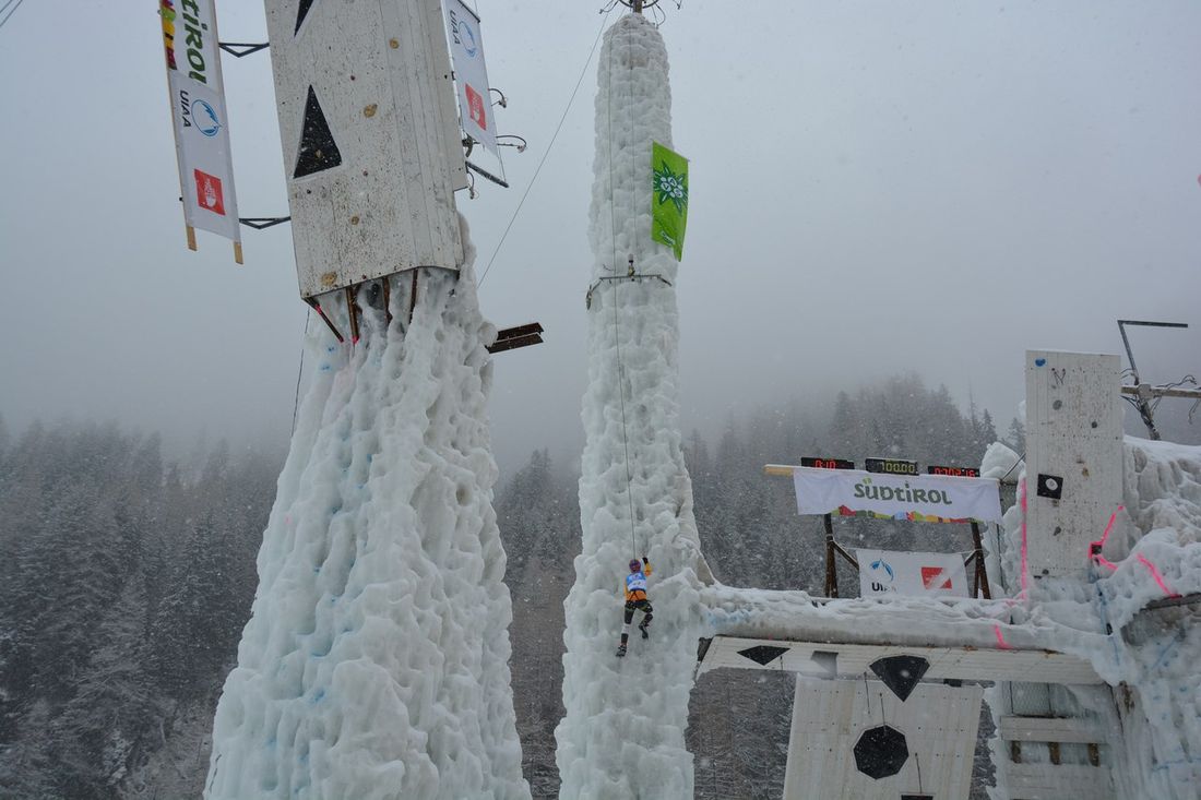 Спорт в Томске, Томские новости, Томские альпинисты заняли призовые места на юношеском чемпионате мира (ФОТО) Томские альпинисты заняли призовые места на юношеском чемпионате мира (ФОТО)