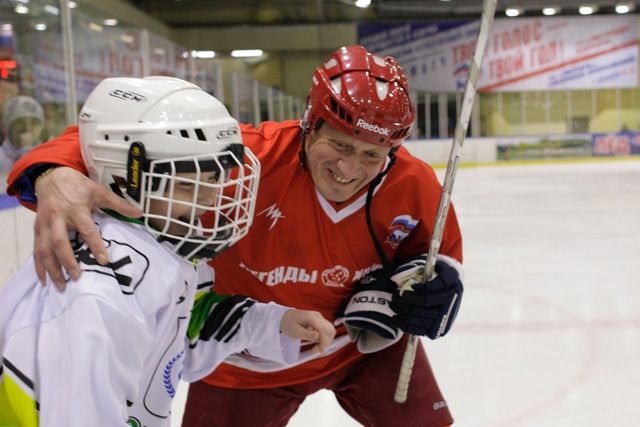 Томские новости, Томичей приглашают поддержать томских хоккеистов Томичей приглашают поддержать томских хоккеистов