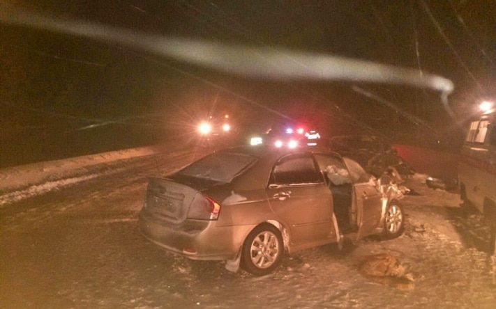 Происшествия, Томские новости, На трассе Томск-Мариинск столкнулись иномарка и ВАЗ, один человек погиб На трассе Томск-Мариинск столкнулись иномарка и ВАЗ, один человек погиб