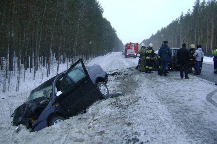 Происшествия, Томские новости, Три человека получили травмы в ДТП на трассе под Томском (ФОТО) Три человека получили травмы в ДТП на трассе под Томском (ФОТО)