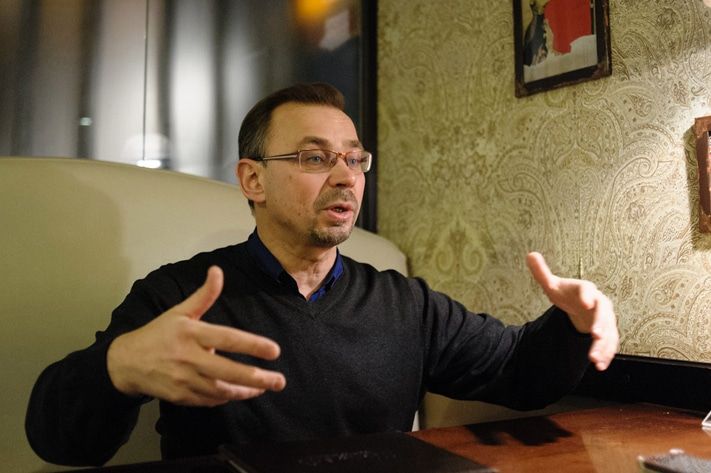 Поэт и переводчик Андрей Олеар:О Салоне русской книги в Париже, новом сборнике интервью Бродского и &laquo;небоскребах&raquo; имени писателей