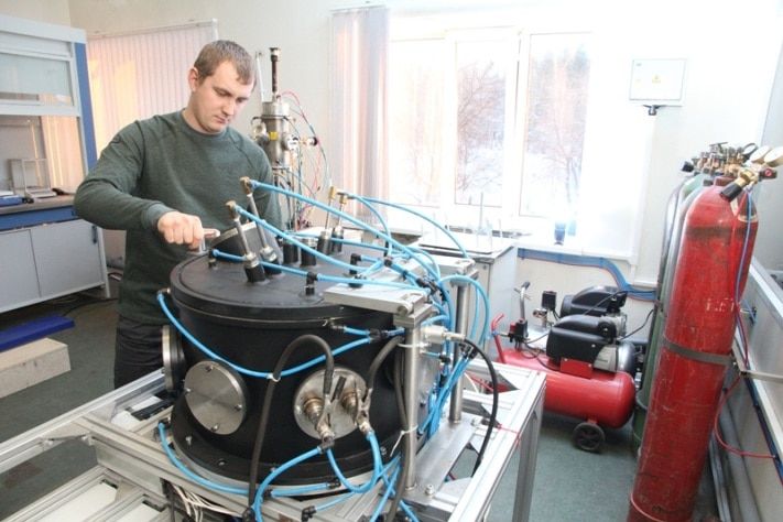 Образование и наука, Томские новости, Томские ученые создают покрытия, делающие режущие инструменты «неуязвимыми» Томские ученые создают покрытия, делающие режущие инструменты «неуязвимыми»