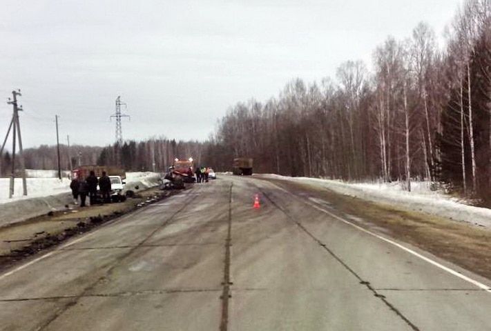 Происшествия, Томские новости, В Томской области водитель «Калины» погиб в ДТП с тремя автомобилями В Томской области водитель «Калины» погиб в ДТП с тремя автомобилями