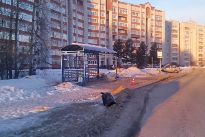 Происшествия, Томские новости, В Томске пожилой мужчина получил травмы при падении из маршрутки В Томске пожилой мужчина получил травмы при падении из маршрутки 