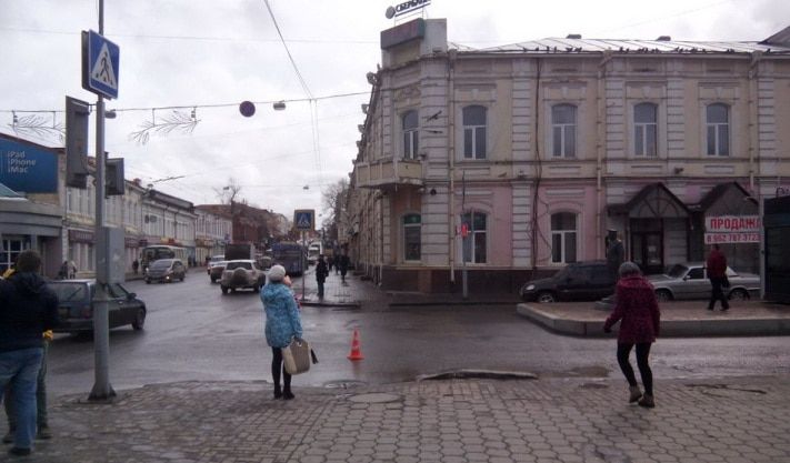 Происшествия, Томские новости, В Томске под машину попала девочка, переходившая дорогу на «красный» В Томске под машину попала девочка, переходившая дорогу на «красный»