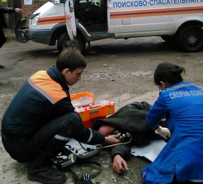 Происшествия, Томские новости, В Томске спасли мужчину, который чуть не задохнулся в гараже товарища В Томске спасли мужчину, который чуть не задохнулся в гараже товарища