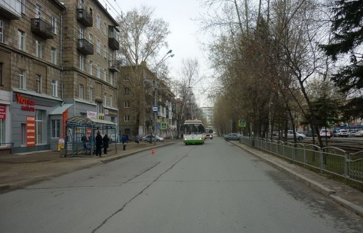 Происшествия, Томские новости, В Томске в резко остановившейся маршрутке упал ребенок В Томске в резко остановившейся маршрутке упал ребенок