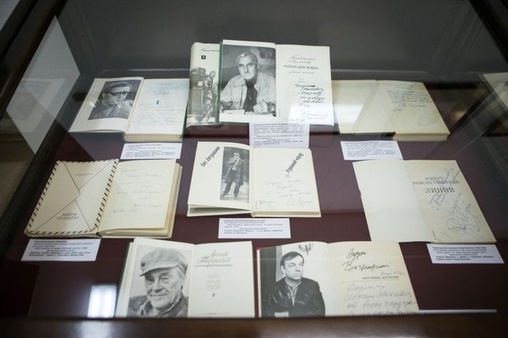 Томские новости, Томичам покажут автографы Гоголя, Менделеева и Симонова Томичам покажут автографы Гоголя, Менделеева и Симонова