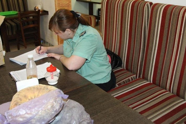 Томские новости, Томские судебные приставы арестовали 20 узбекских лепешек Томские судебные приставы арестовали 20 узбекских лепешек