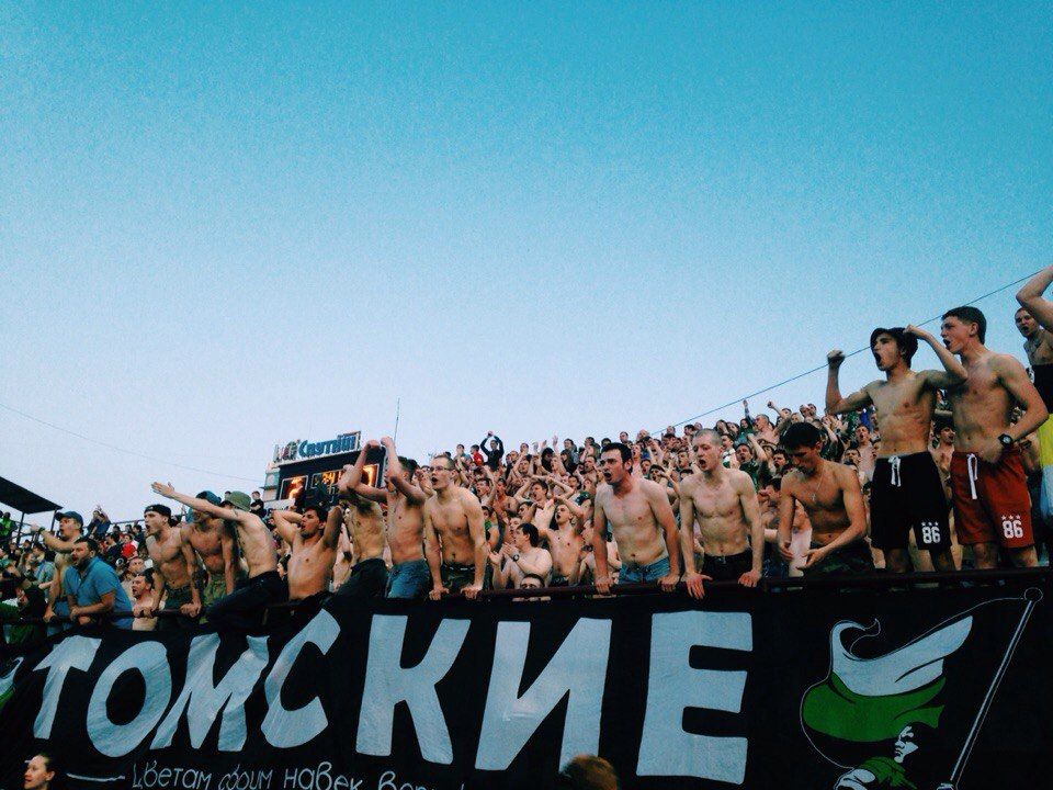 Томские новости, &laquo;Томь&raquo; вышла в премьер-лигу: 10 фото и видео с матча &laquo;Томь&raquo; вышла в премьер-лигу: 10 фото и видео с матча