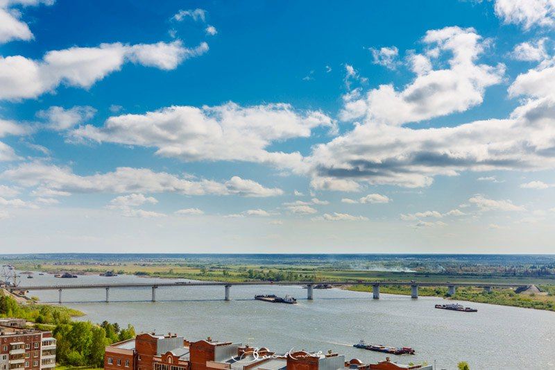 Посмотри! Дверь в лето: Томь и ее окрестности в объективе Вячеслава Смирнова