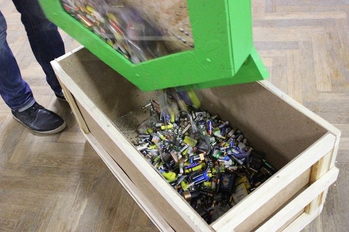 Томские новости, Томский проект «Батарейки, сдавайтесь» могут свернуть из-за закона о лицензировании их деятельности Томский проект «Батарейки, сдавайтесь» могут свернуть из-за закона о лицензировании их деятельности