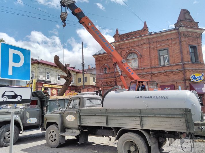 ЖКХ, Томские новости, В Томске на пересечении пр.Ленина и пер.Плеханова меняют трубы (ФОТО) В Томске на пересечении пр.Ленина и пер.Плеханова меняют трубы (ФОТО)