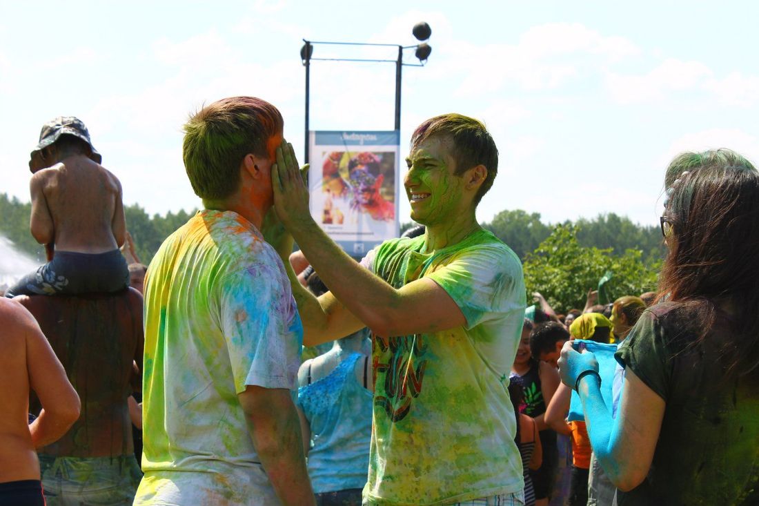 Томские новости, Завтра на улицах Томска будет очень много людей в краске Завтра на улицах Томска будет очень много людей в краске