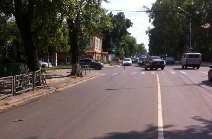 Происшествия, Томские новости, Два человека пострадали при столкновении иномарок в Томске Два человека пострадали при столкновении иномарок в Томске