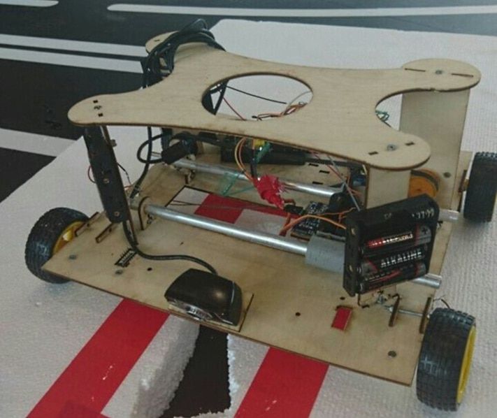 Образование и наука, Томские новости, Томские студенты собрали робота-дорожника Томские студенты собрали робота-дорожника