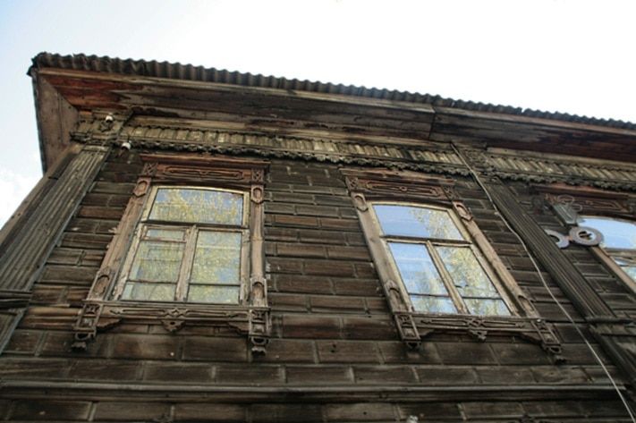 Деревянная архитектура, Дом за рубль, Томские новости, Аукцион на право аренды двух деревянных домов Томска признан несостоявшимся Аукцион на право аренды двух деревянных домов Томска признан несостоявшимся